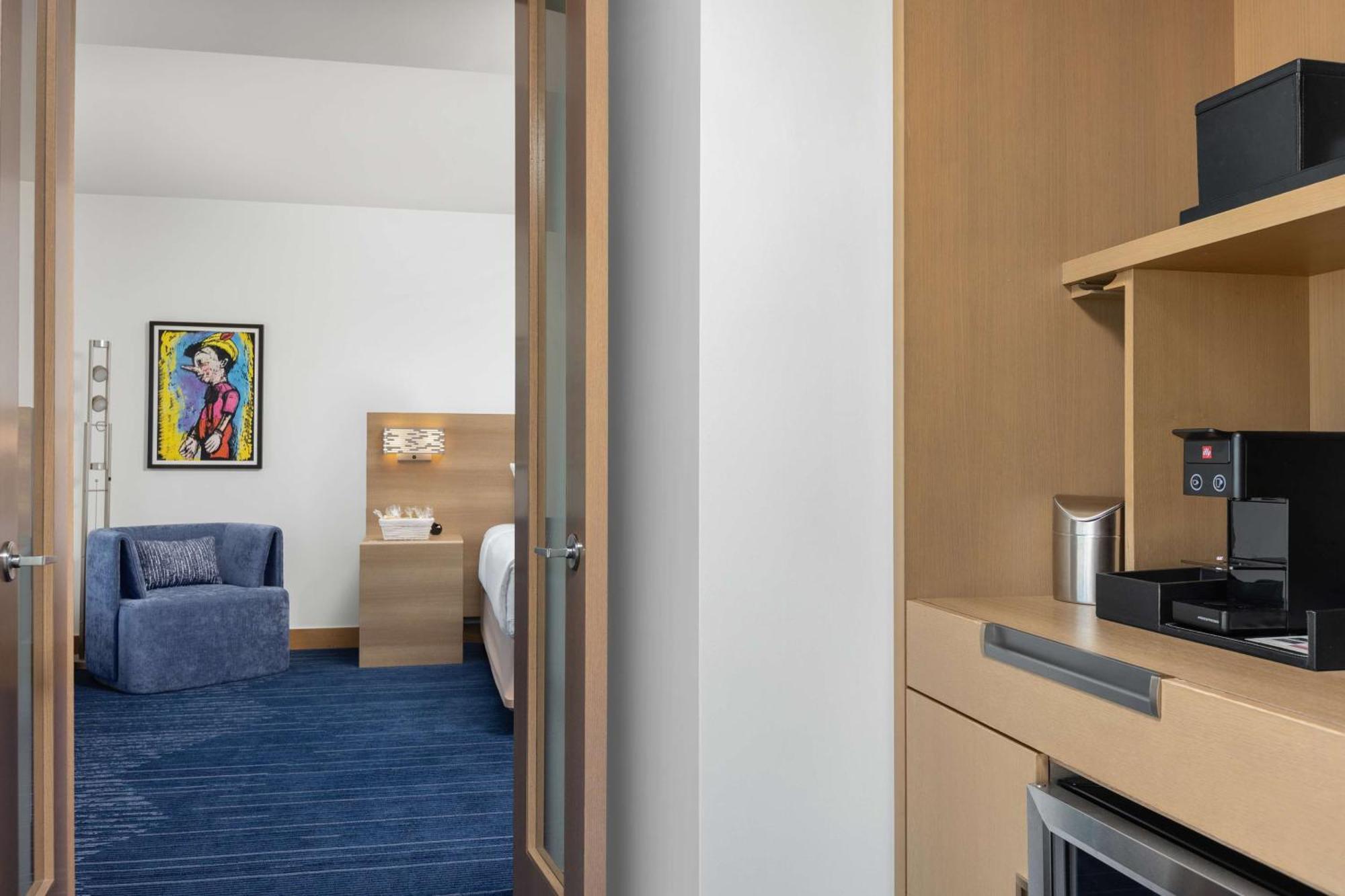 The Art Hotel Denver, Curio Collection By Hilton Exterior foto
