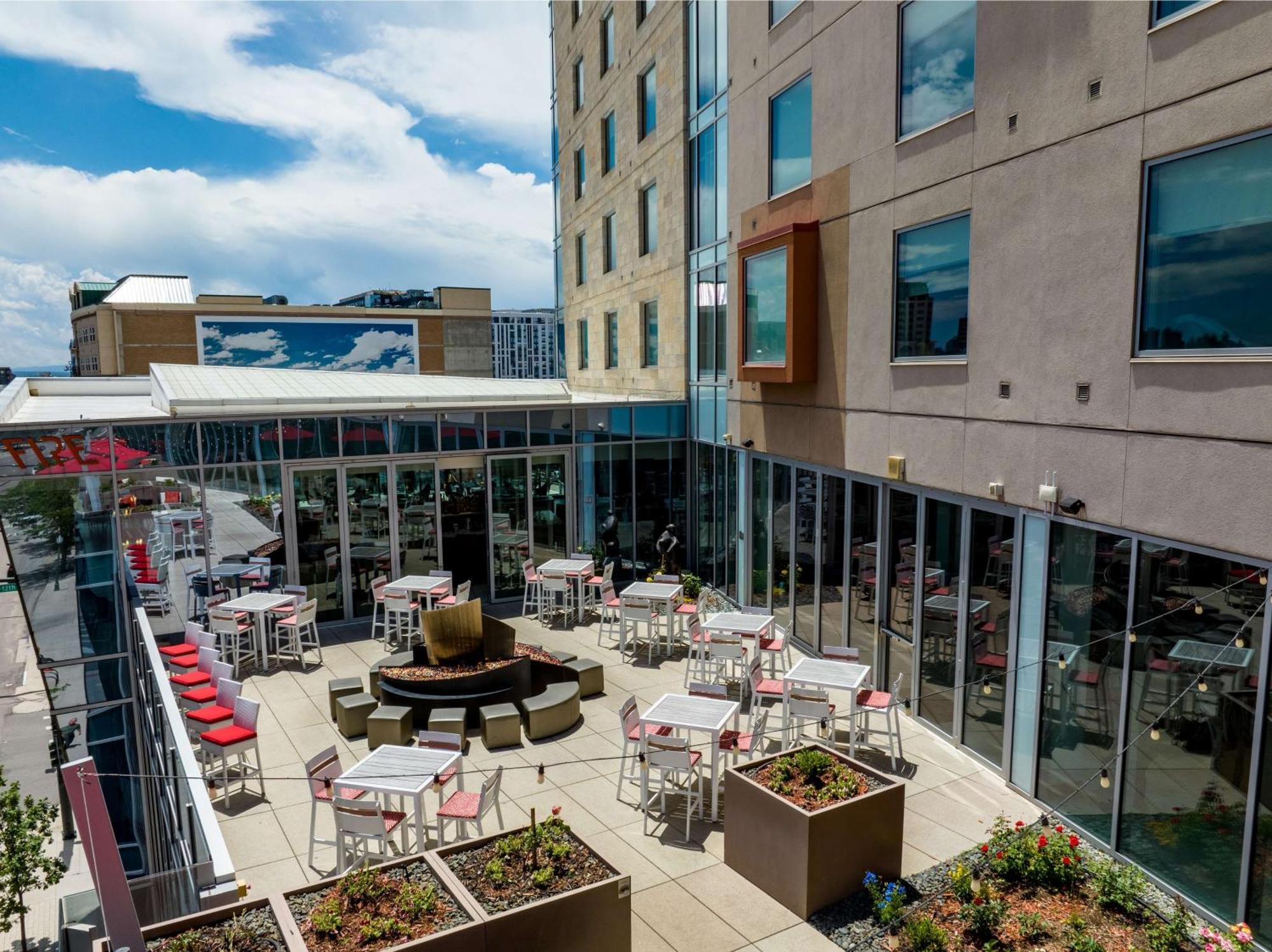 The Art Hotel Denver, Curio Collection By Hilton Exterior foto